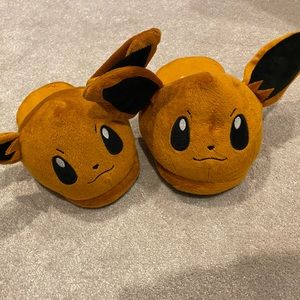 ‼️EEVEE SLIPPERS‼️